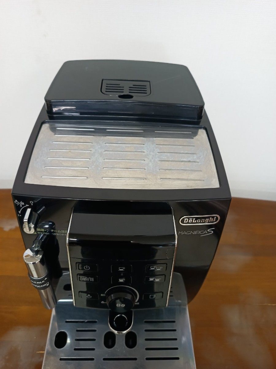 動作確認済み 全自動エスプレッソマシン デロンギマグニフィカS 動作確認済み 全自動エスプレッソマシン デロンギマグニフィカS