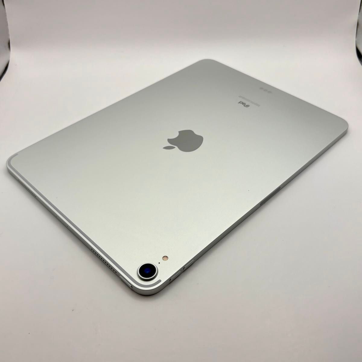 Apple iPad Pro 11インチ 第1世代 64GB MTXP2J/A Wi-Fi シルバー Apple iPad Pro 11インチ 第1世代 64GB MTXP2J/A Wi-Fi シルバー