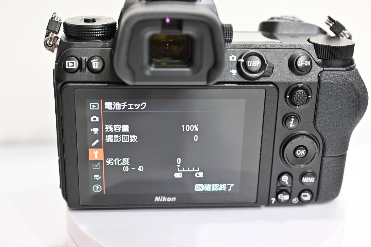 中古美品 Nikon Z7 ボディ 本体 電池 充電器 ストラップ ミラー 中古美品 Nikon Z7 ボディ 本体 電池 充電器 ストラップ ミラー