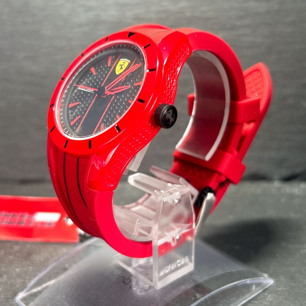 新品 Scuderia Ferrari スクーデリアフェラーリ 830494 腕時計 新品 Scuderia Ferrari スクーデリアフェラーリ 830494 腕時計