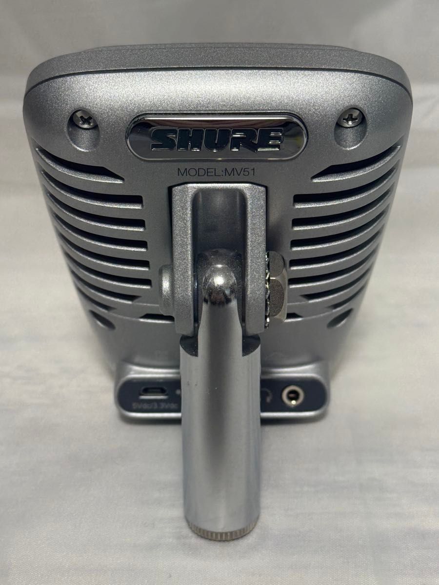 SHURE MV51 使用2回 ほぼ未使用 美品 コンデンサーマイク 在宅 SHURE MV51 使用2回 ほぼ未使用 美品 コンデンサーマイク 在宅