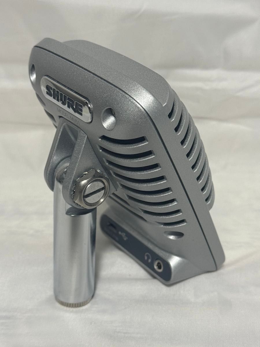 SHURE MV51 使用2回 ほぼ未使用 美品 コンデンサーマイク 在宅 SHURE MV51 使用2回 ほぼ未使用 美品 コンデンサーマイク 在宅