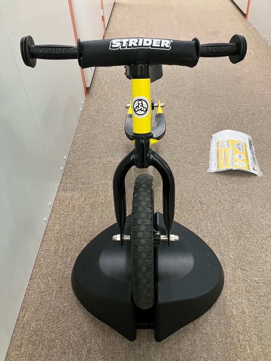 極美品】STRIDER SPORTS 12インチ ストライダー イエロー 黄色 極美品】STRIDER SPORTS 12インチ ストライダー イエロー 黄色