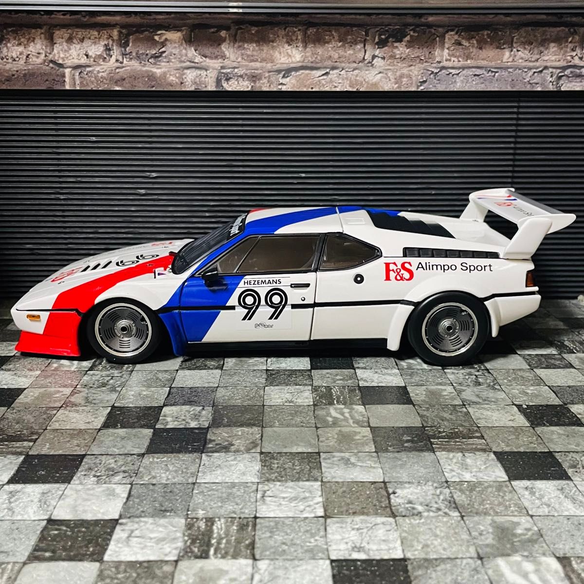 306台限定 1/18 BMW M1 1979 プロカーシリーズ 306台限定 1/18 BMW M1 1979 プロカーシリーズ|Yahoo!フリマ