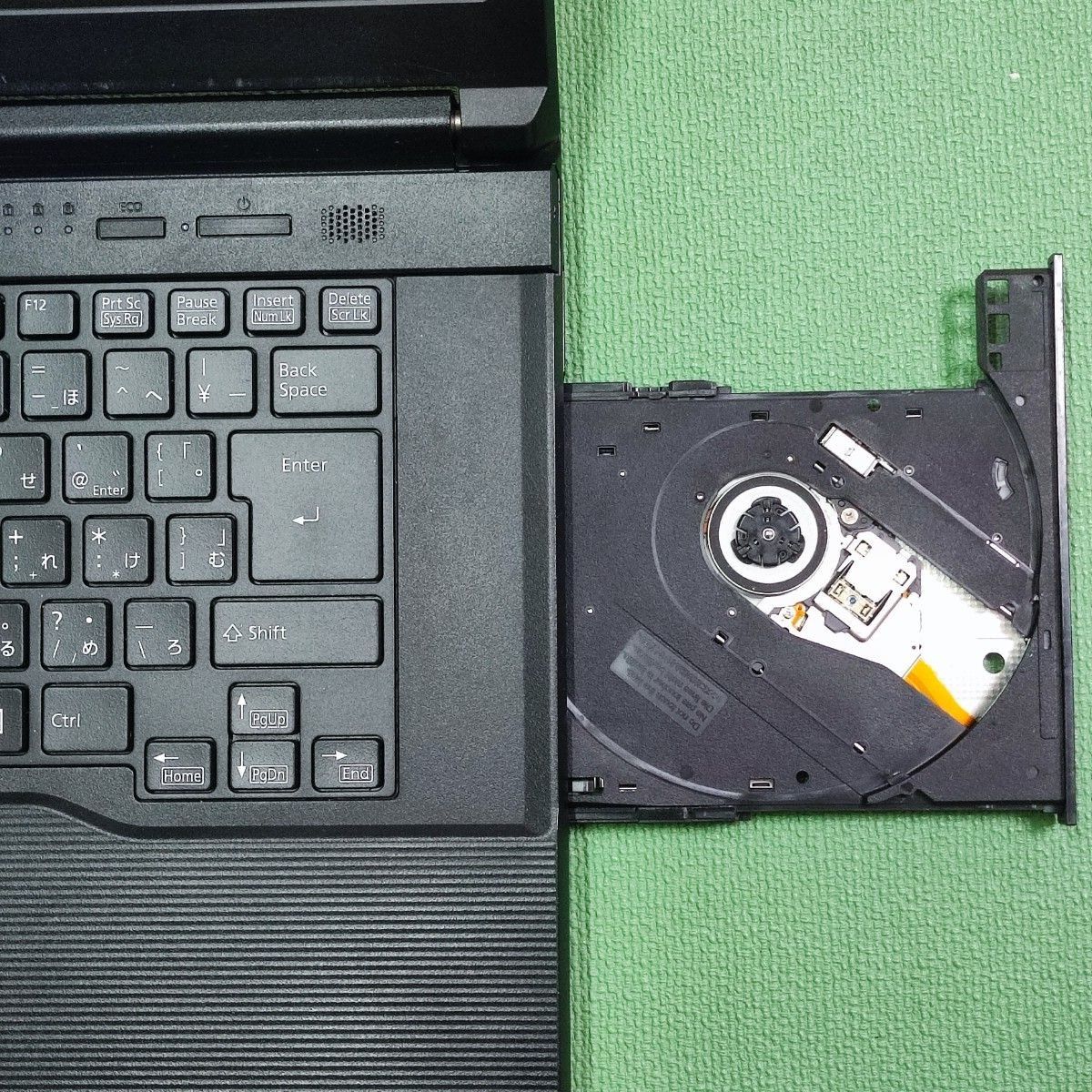 LIFEBOOK A579/ Core i5 8265 SSD256GB メモリ8GB DVD-ROM MS LIFEBOOK A579/ Core i5 8265 SSD256GB メモリ8GB DVD-ROM MS