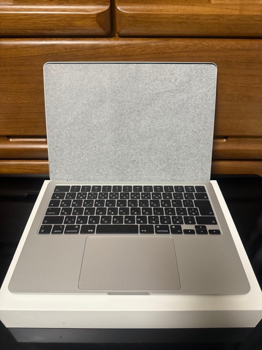 MacBook Air M2 チップ メモリ16GB/SSD256 13インチ[整備済製品 MacBook Air M2 チップ メモリ16GB/SSD256 13インチ[整備済製品