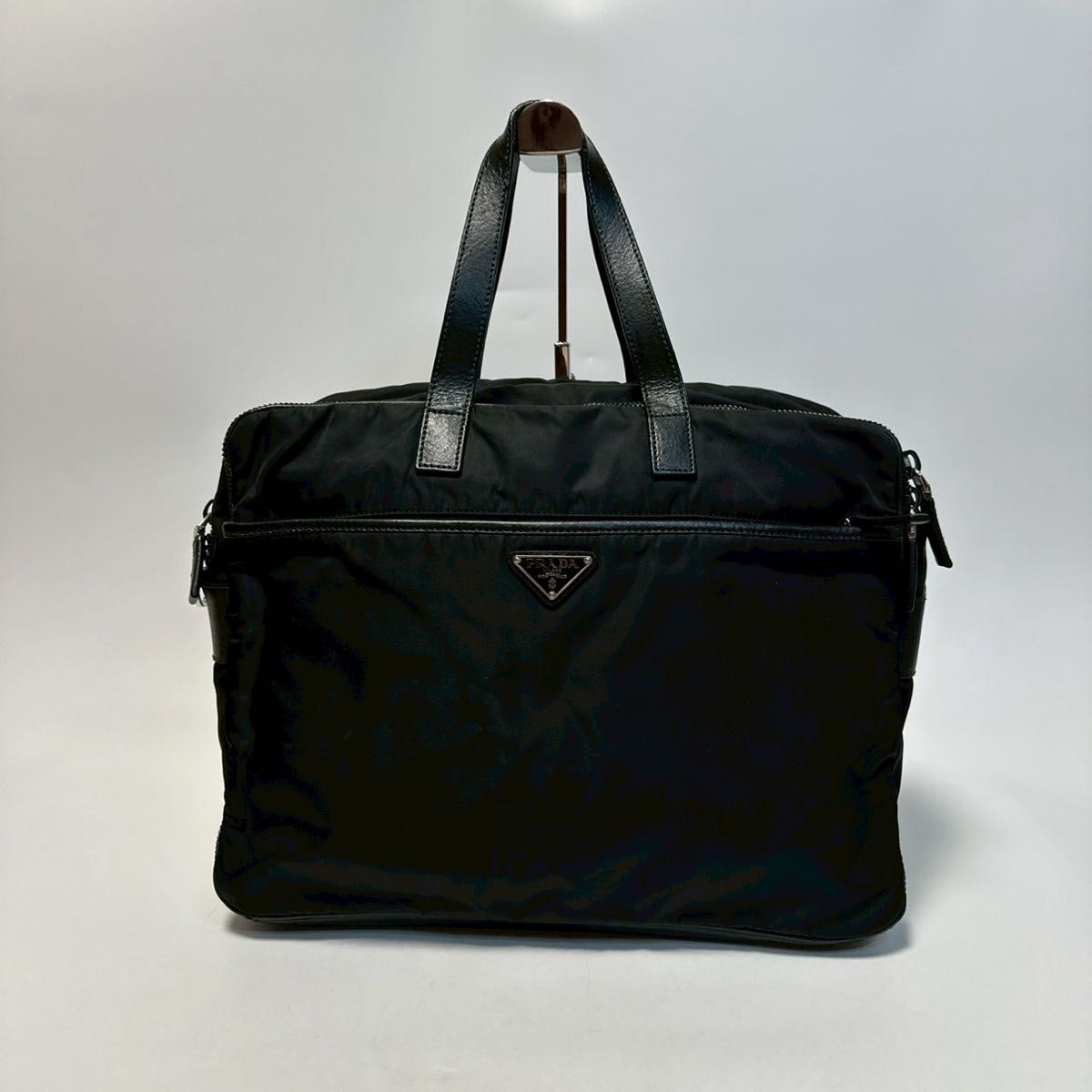 m29【美品】近年モデル プラダ 三角ロゴ ブラック2way ビジネス m29【美品】近年モデル プラダ 三角ロゴ ブラック2way ビジネス