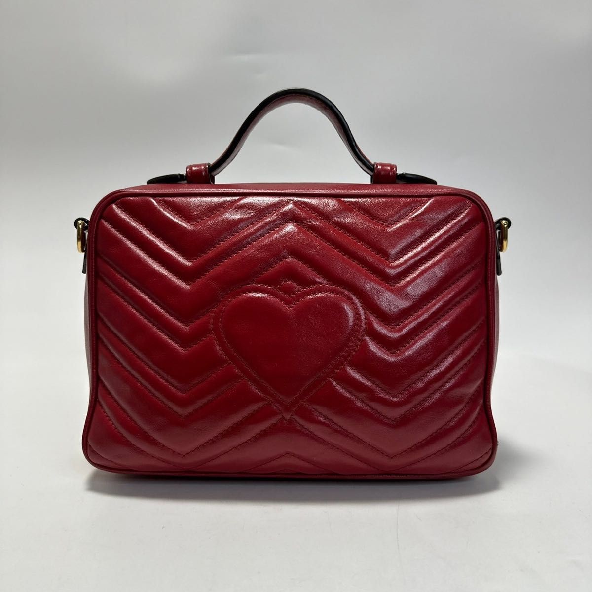 g05【美品】グッチ GUCCI GGマーモント レザー 革 キルティング g05【美品】グッチ GUCCI GGマーモント レザー 革 キルティング
