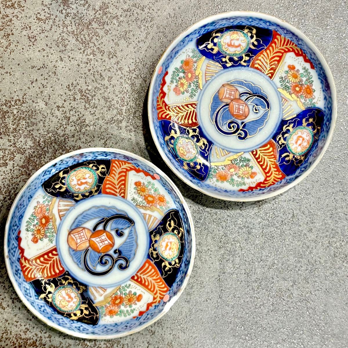 金継ぎ用】 獅子 花 明治 金繕い 傷 金彩 染付 伊万里 九谷 美品 金継ぎ用】 獅子 花 明治 金繕い 傷 金彩 染付 伊万里 九谷 美品