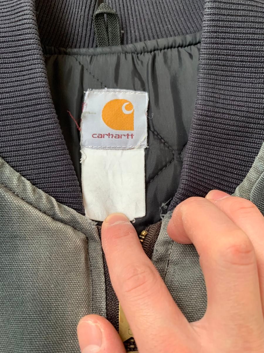 Carhartt カーハート ダックベスト ブラック サンフェード Carhartt カーハート ダックベスト ブラック サンフェード