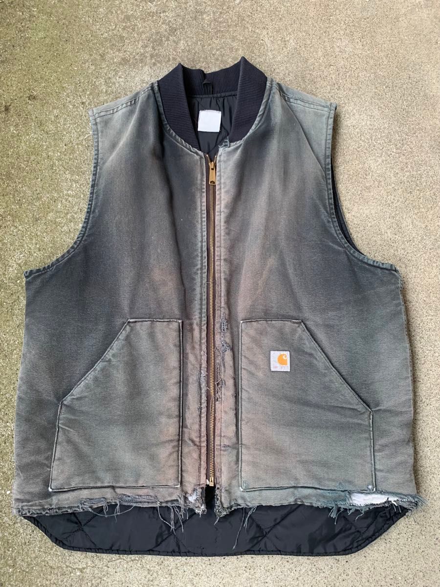Carhartt カーハート ダックベスト ブラック サンフェード Carhartt カーハート ダックベスト ブラック サンフェード
