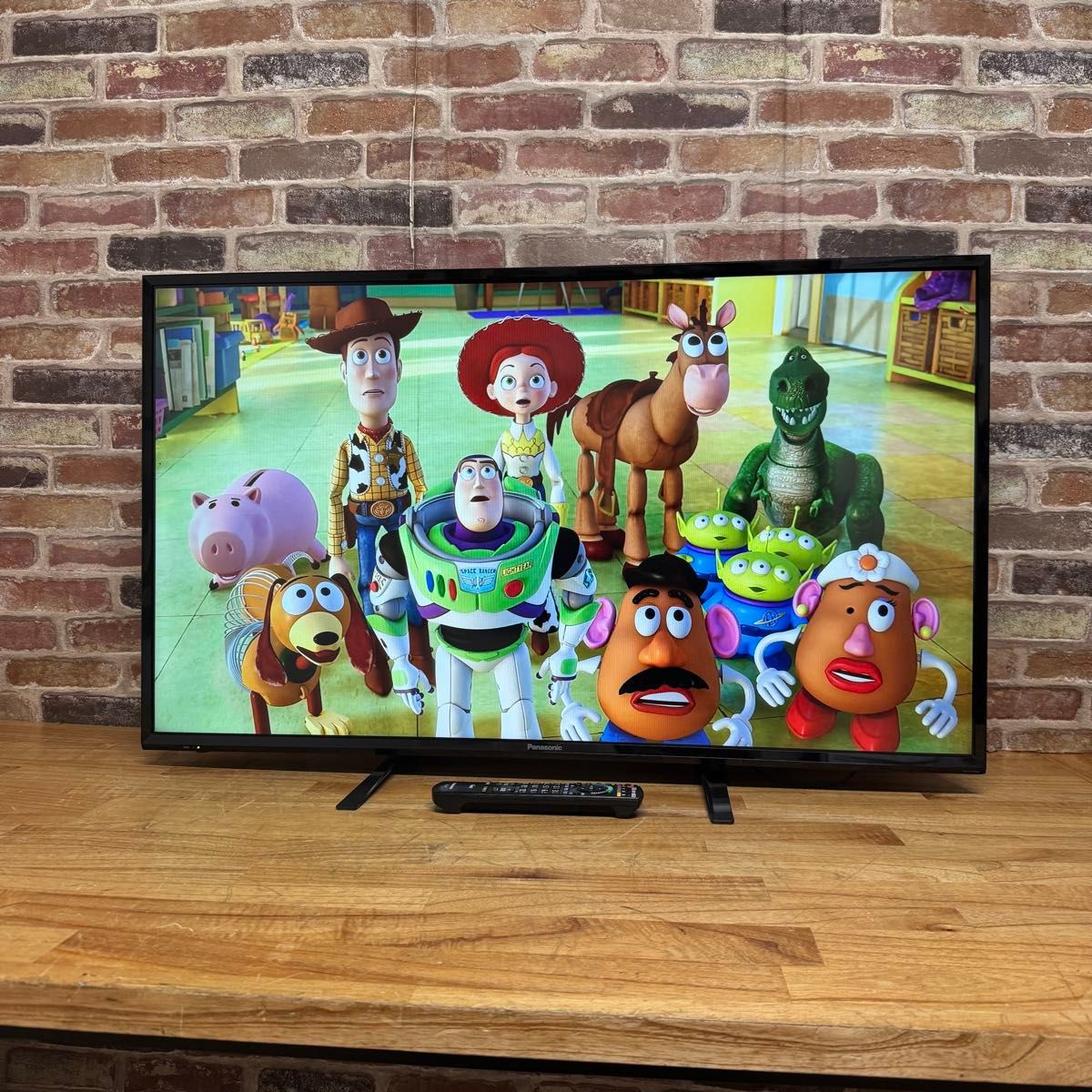 パナソニック 43V型 液晶テレビ ビエラ TH-43F300HT 2017年製 パナソニック 43V型 液晶テレビ ビエラ TH-43F300HT 2017年製