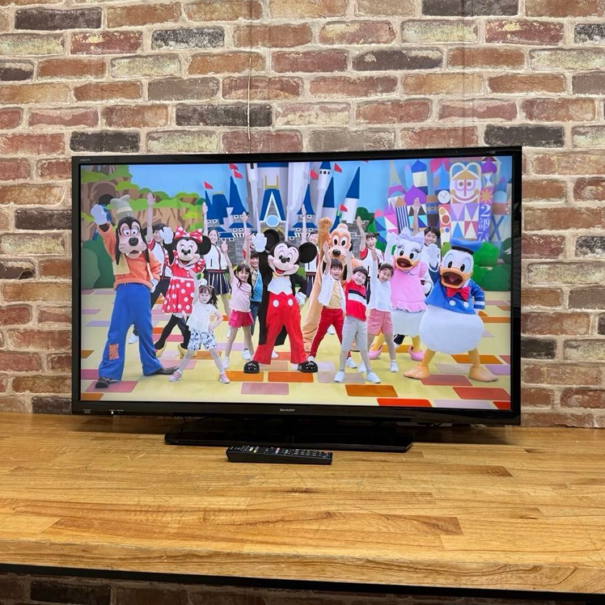 シャープ 40インチ 液晶テレビ AQUOS LC-40H40 フルハイビジョン シャープ 40インチ 液晶テレビ AQUOS LC-40H40 フルハイビジョン