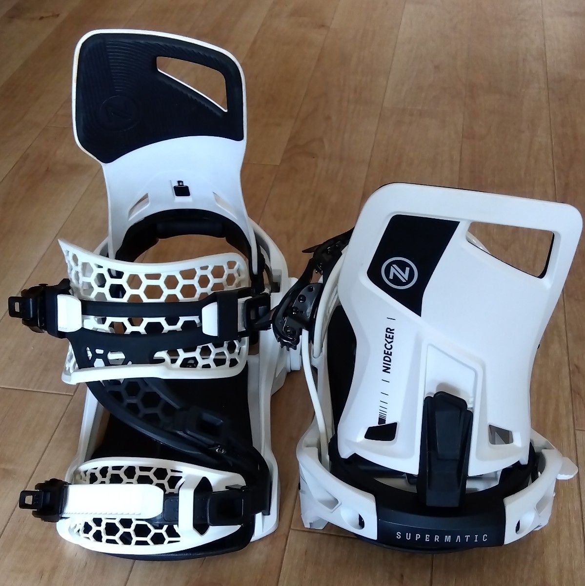 即決 極上品 24-25 NIDECKER SUPERMATIC バインディング FLOW 即決 極上品 24-25 NIDECKER SUPERMATIC バインディング FLOW