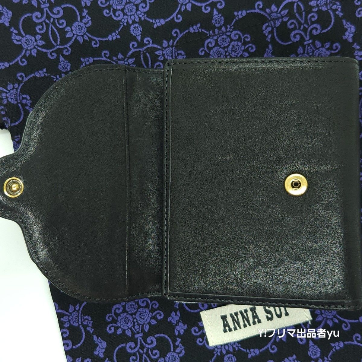 新品 ANNA SUI キーホール ガマ口 がま口 折り財布 ブラック 新品 ANNA SUI キーホール ガマ口 がま口 折り財布 ブラック