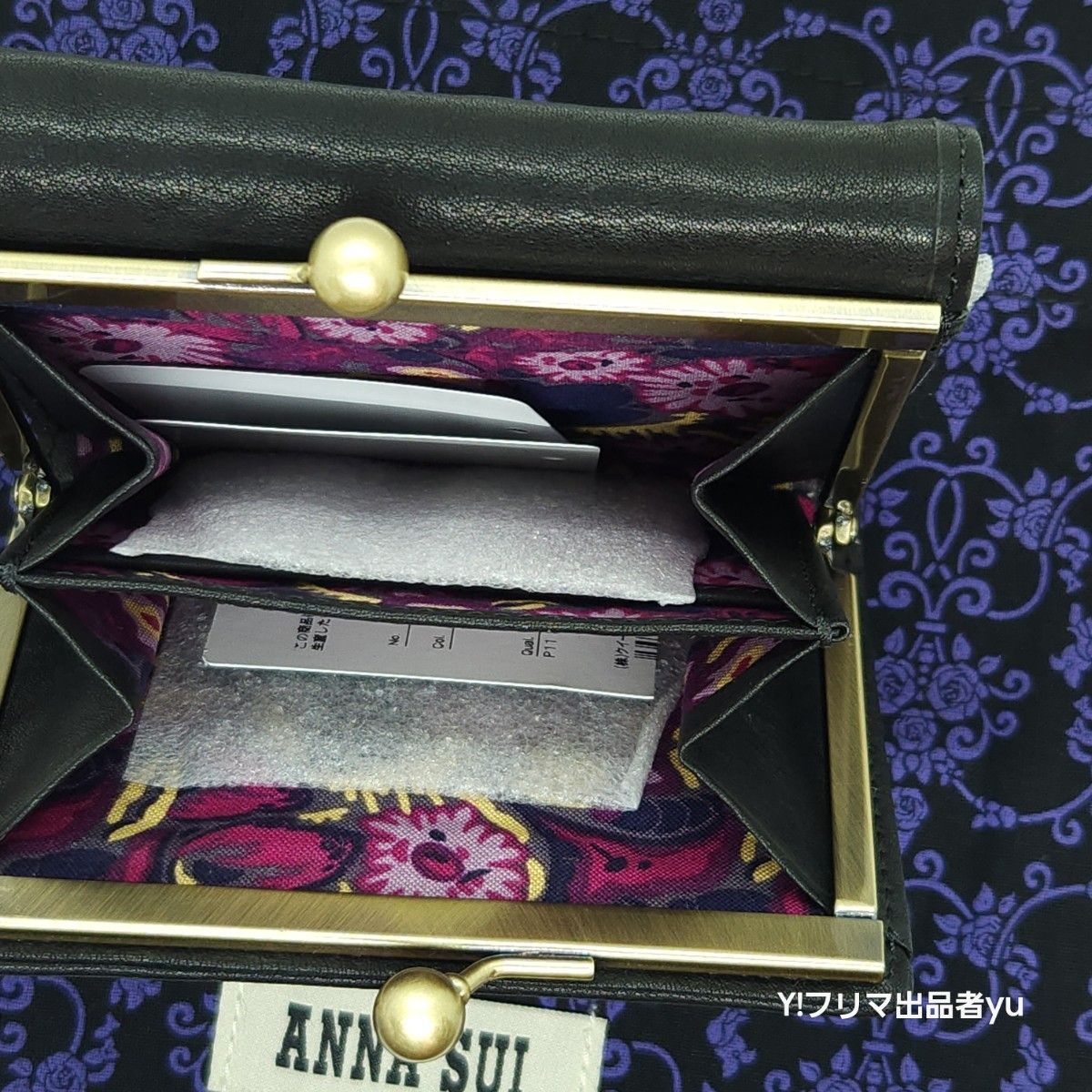 新品 ANNA SUI キーホール ガマ口 がま口 折り財布 ブラック 新品 ANNA SUI キーホール ガマ口 がま口 折り財布 ブラック
