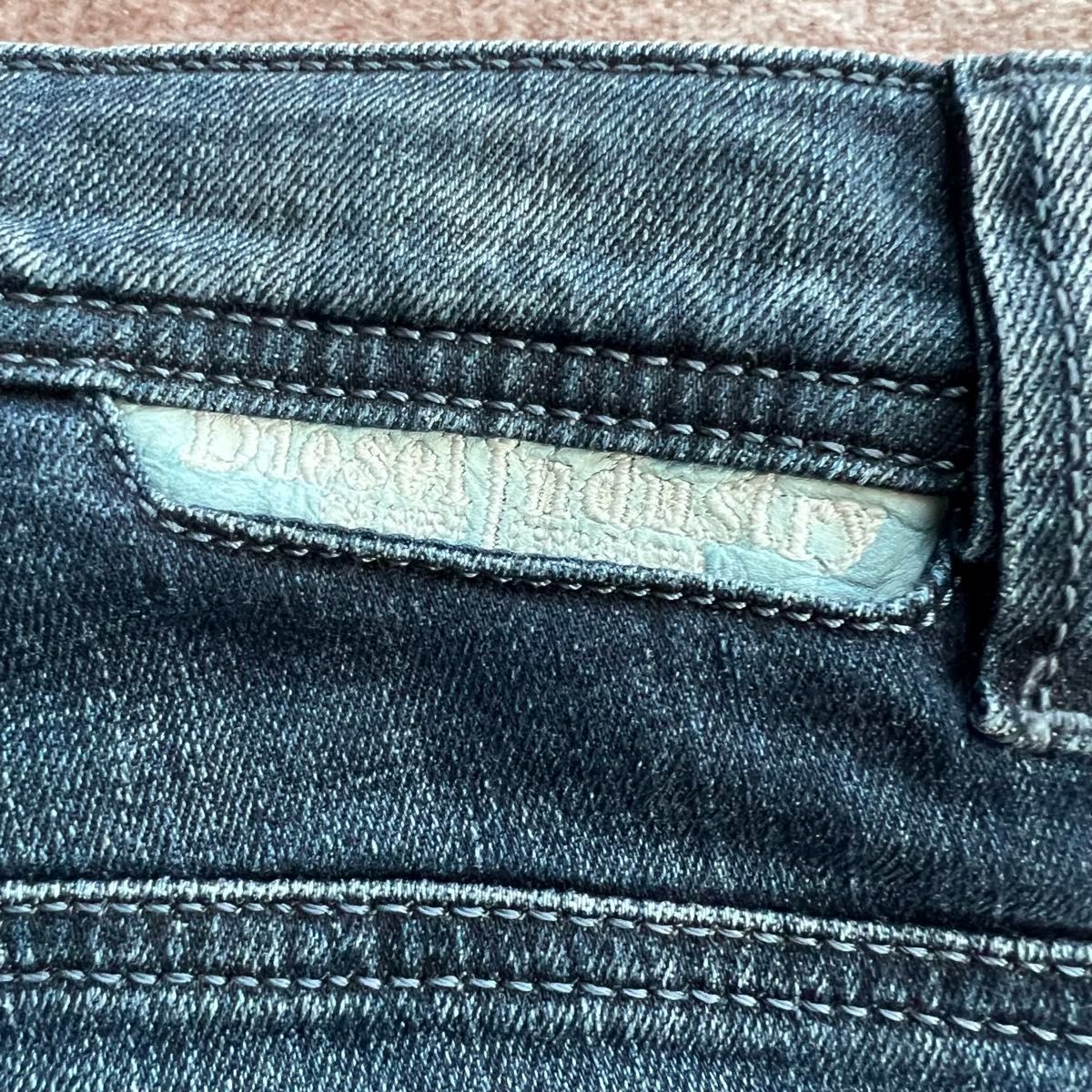 DIESEL SAFADO デニム ダメージジーンズ デニム ジーンズ 紺 DIESEL SAFADO デニム ダメージジーンズ デニム ジーンズ 紺