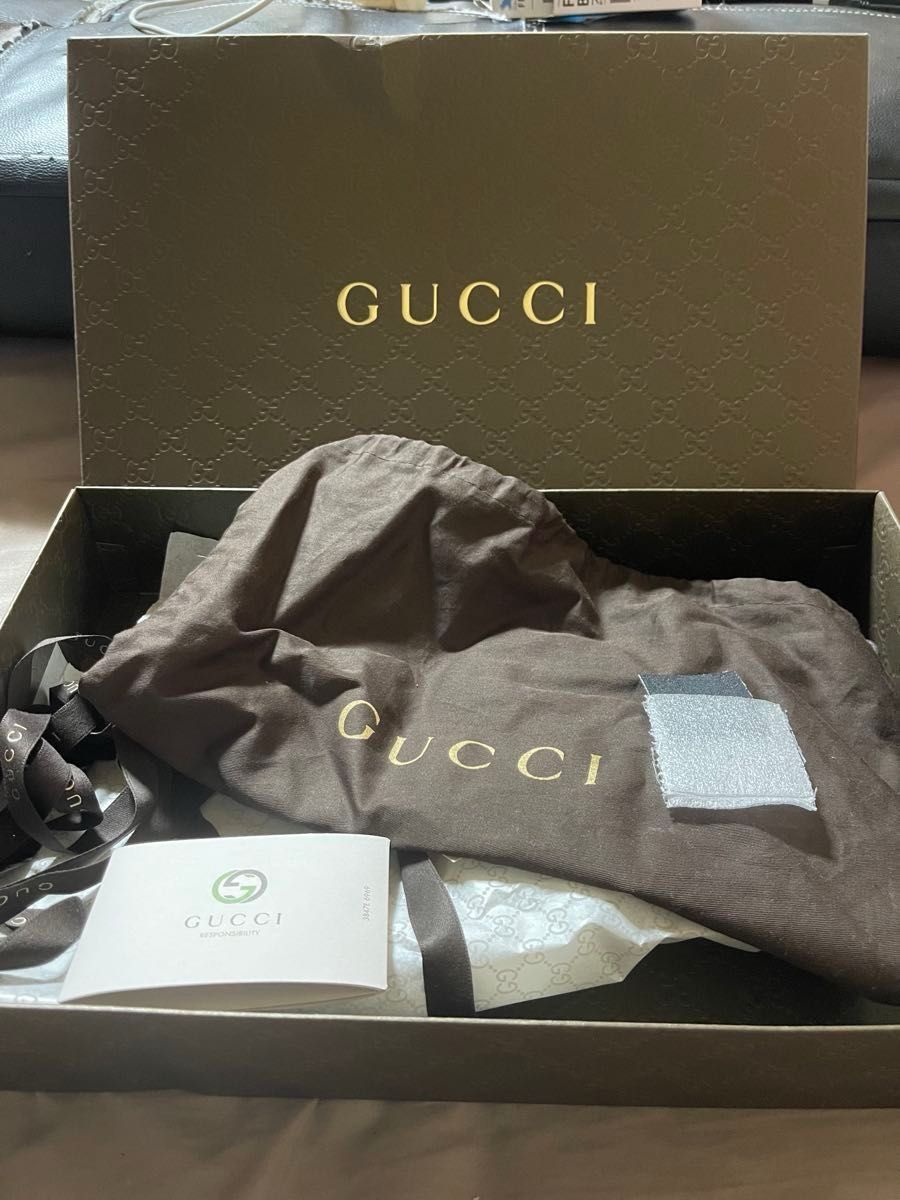 GUCCI グッチ 正規品 ウエストポーチ 黒 箱 保存袋付き ボディ GUCCI グッチ 正規品 ウエストポーチ 黒 箱 保存袋付き ボディ