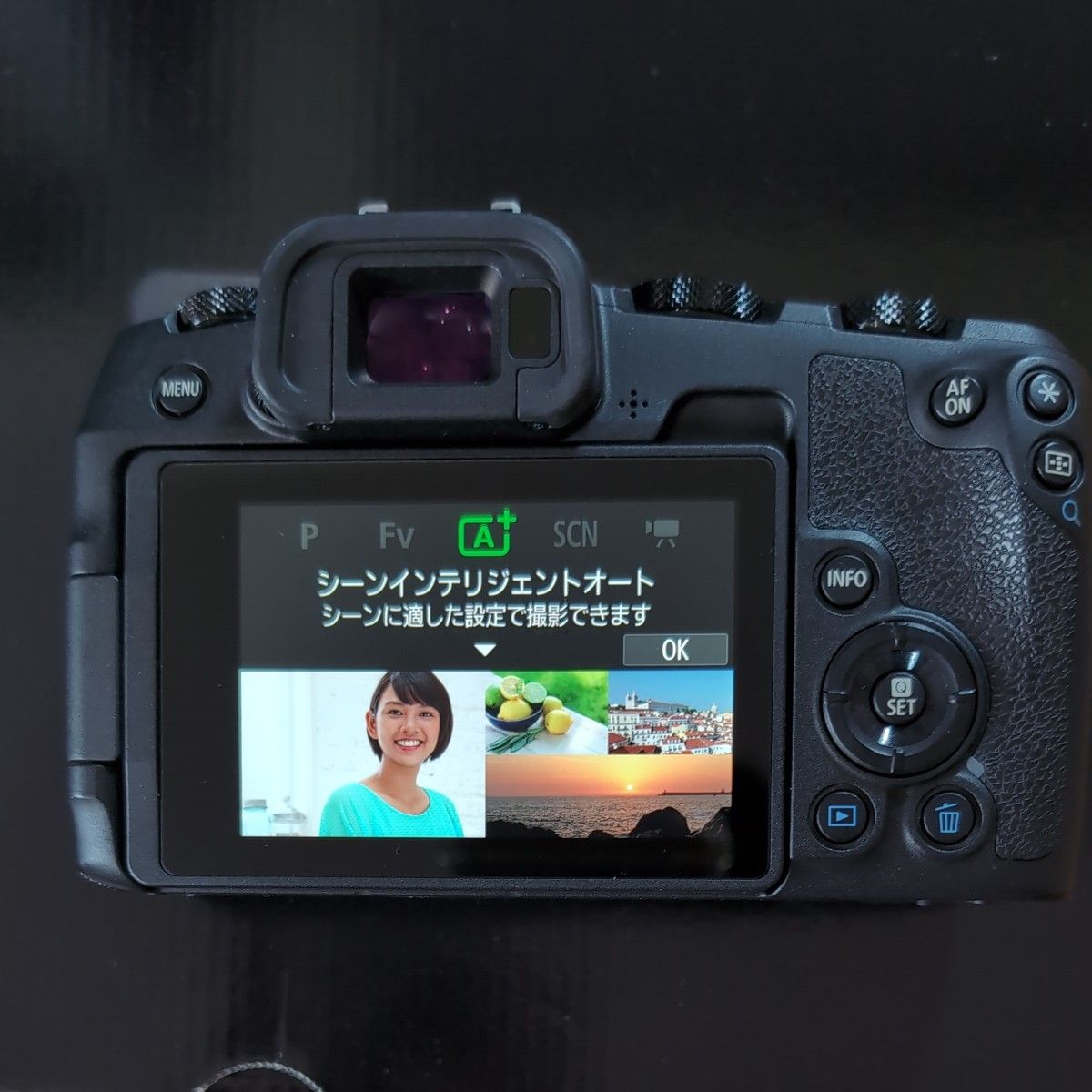 キヤノンCanon EOS RP本体+マウントアダプターキット(レンズ キヤノンCanon EOS RP本体+マウントアダプターキット(レンズ