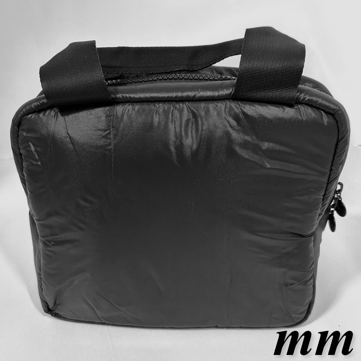 CHANEL シャネル ノベルティ ミニバッグ 黒 ポーチ 正規品 ミニ CHANEL シャネル ノベルティ ミニバッグ 黒 ポーチ 正規品 ミニ