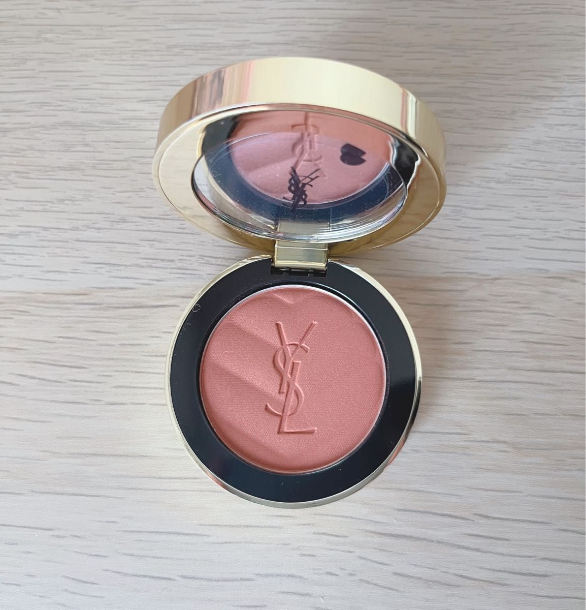 YSL メイクミーブラッシュパウダー12 ノクターナルヌード イヴ YSL メイクミーブラッシュパウダー12 ノクターナルヌード イヴ