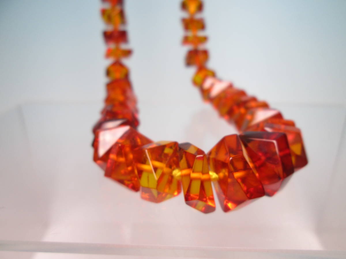 * very beautiful natural amber. long 70cm necklace 56g