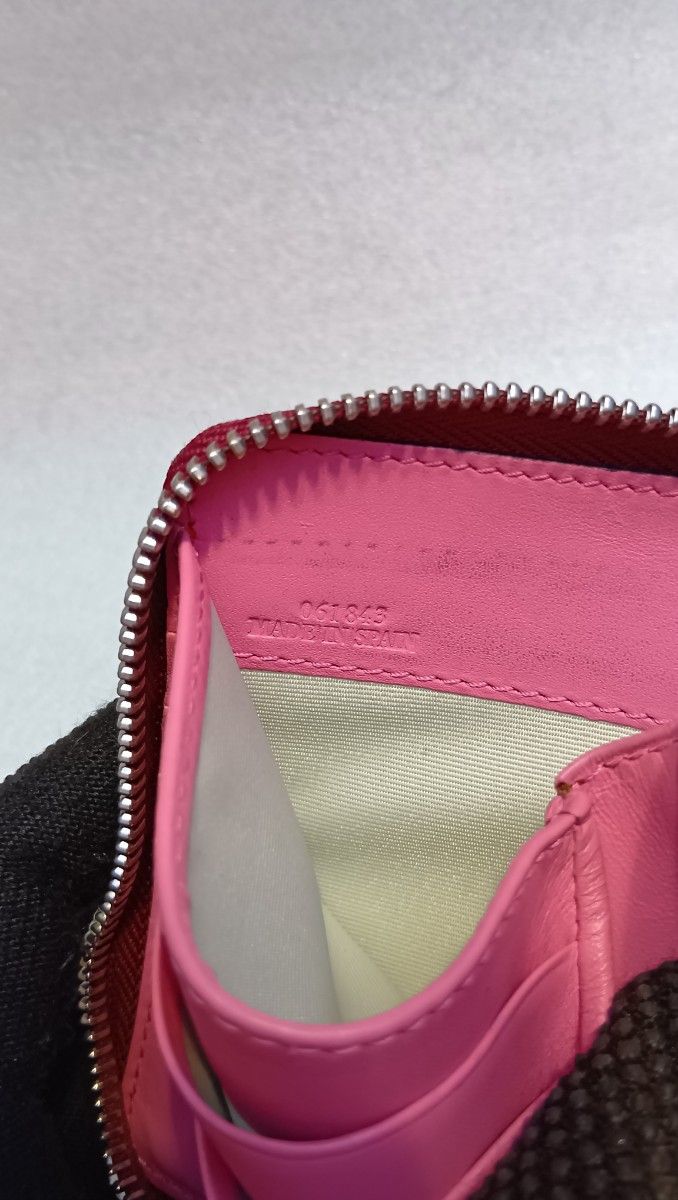 LOEWE ロエベ レザーウォレット 財布 折り財布 アナグラム LOEWE ロエベ レザーウォレット 財布 折り財布 アナグラム