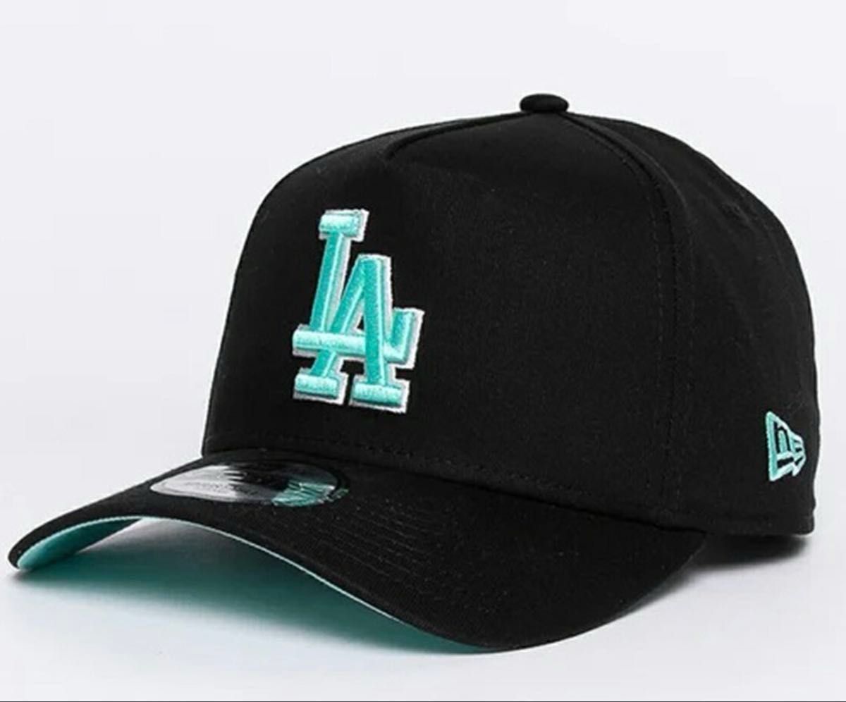 ティファニーブルー x ドジャース NEWERA キャップ 9FORTY ティファニーブルー x ドジャース NEWERA キャップ 9FORTY