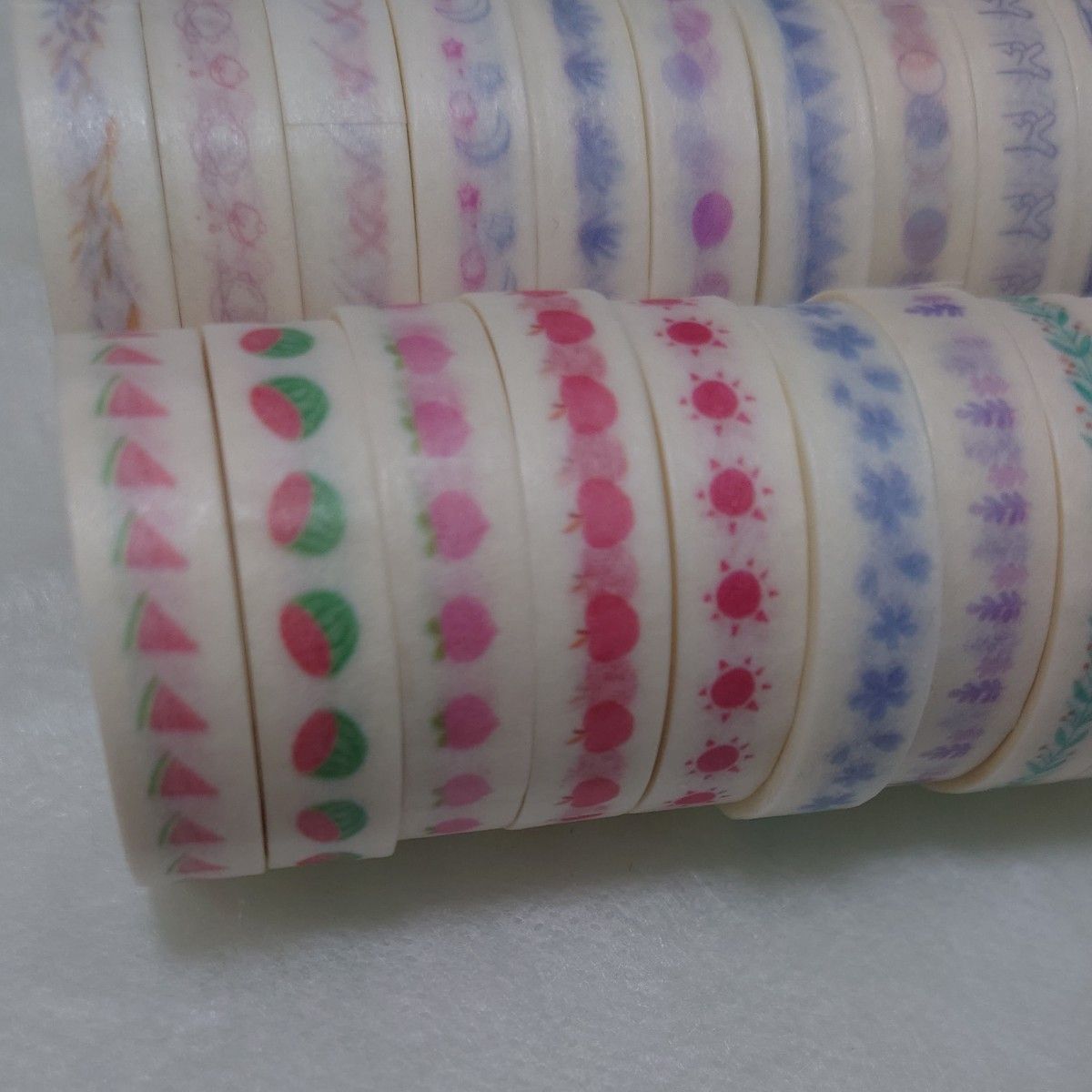 YUXIAN 海外製 8ミリ幅×2m巻×30巻 マスキングテープ まとめ売り YUXIAN 海外製 8ミリ幅×2m巻×30巻 マスキングテープ まとめ売り