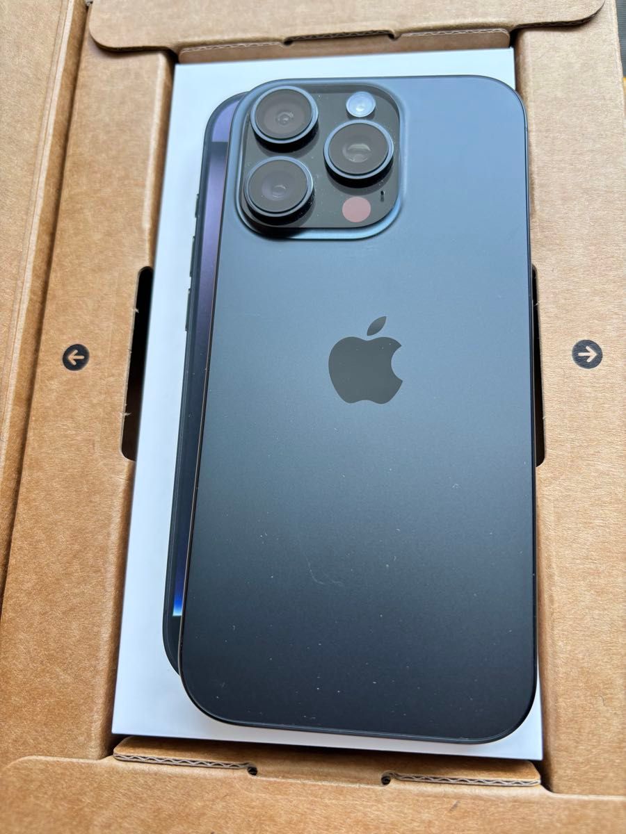 極美品 iPhone16 Pro 256GB ブラックチタニウム|Yahoo!フリマ 極美品 iPhone16 Pro 256GB ブラックチタニウム|Yahoo!フリマ