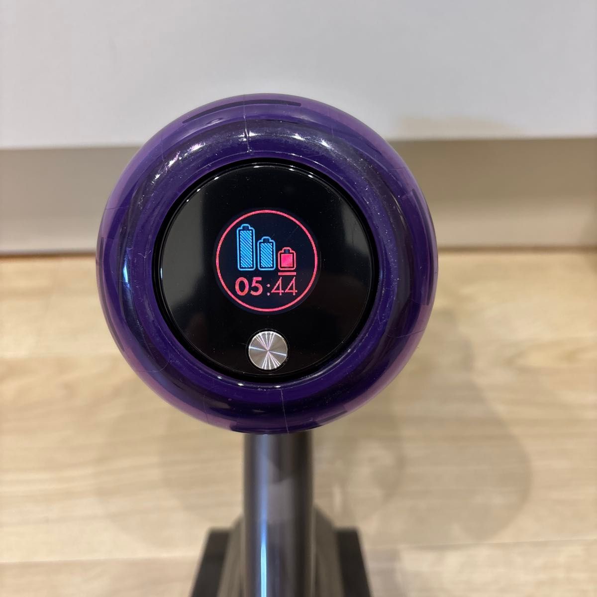 動作品 ダイソン V11 SV15 純正スタンド/バッテリー dyson 掃除 動作品 ダイソン V11 SV15 純正スタンド/バッテリー dyson 掃除