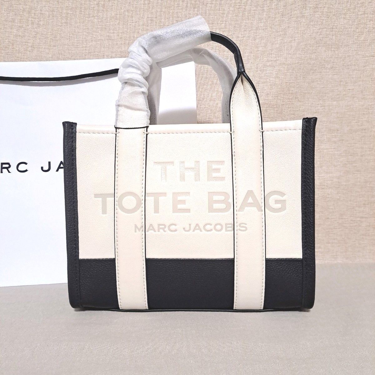 MARC JACOBS トートバッグ ショルダーバッグ ハンドバッグ 斜め MARC JACOBS トートバッグ ショルダーバッグ ハンドバッグ 斜め