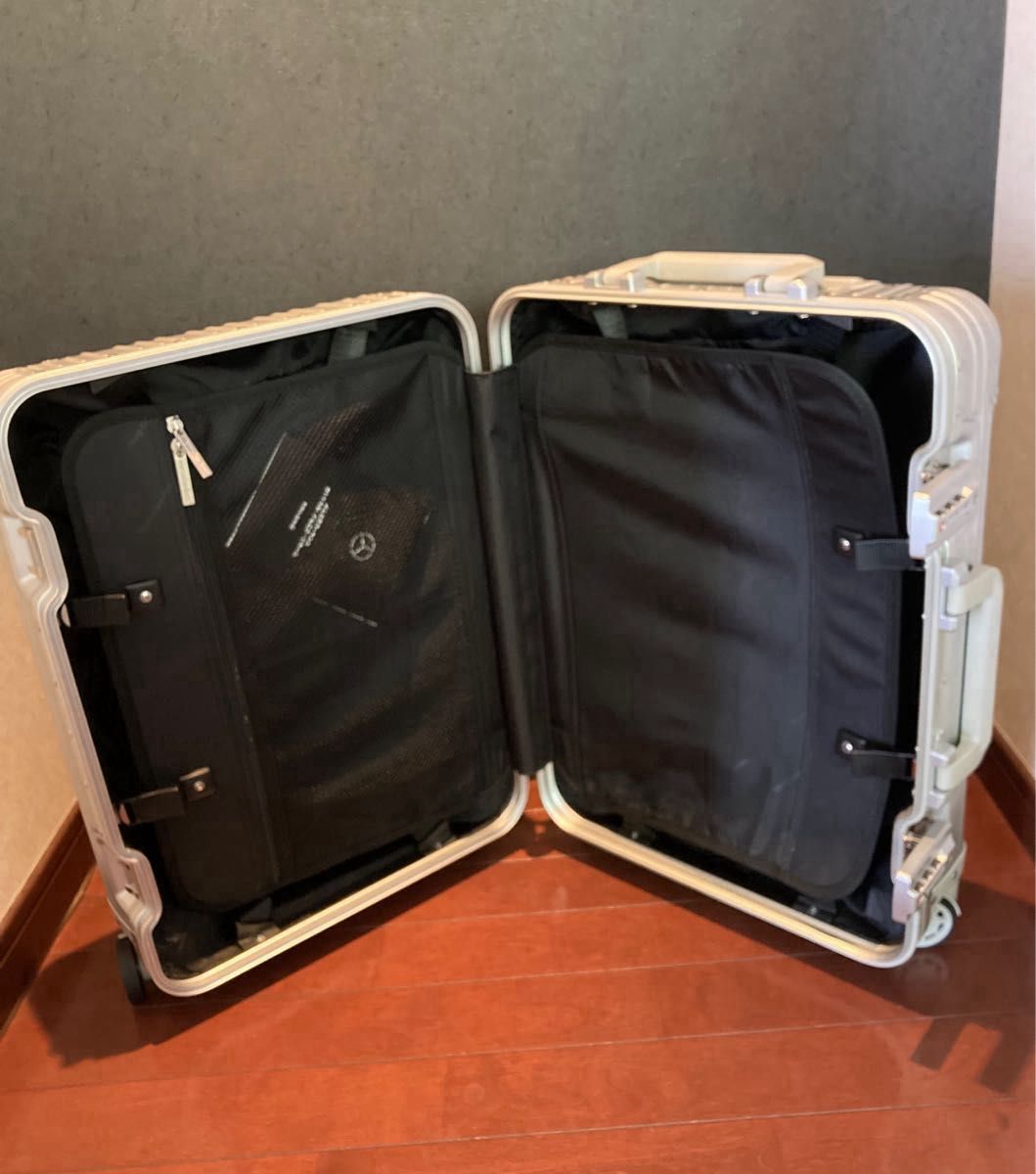 メルセデスベンツ スーツケース 32 L 機内持込み可 キャビン メルセデスベンツ スーツケース 32 L 機内持込み可 キャビン