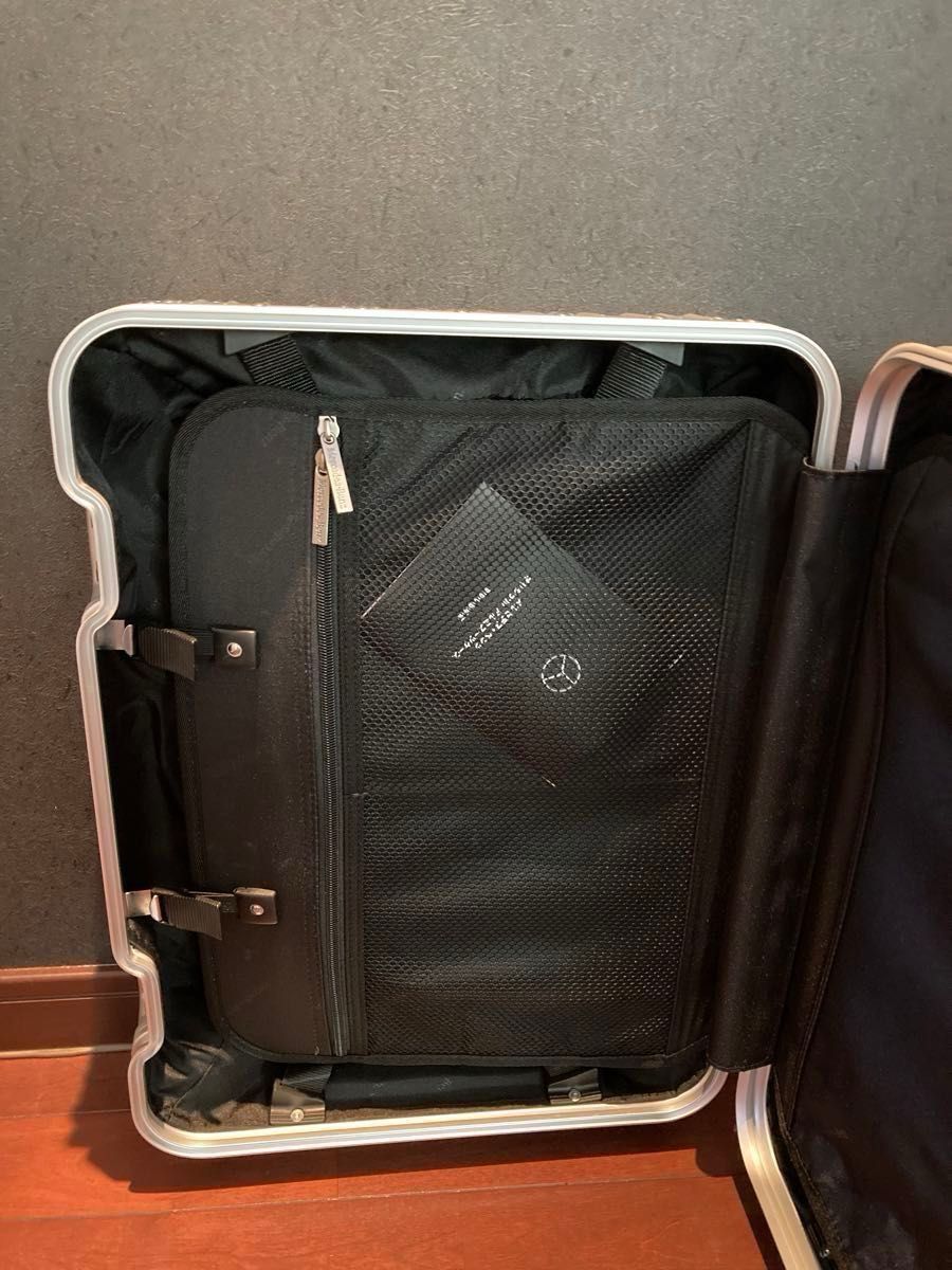 メルセデスベンツ スーツケース 32 L 機内持込み可 キャビン メルセデスベンツ スーツケース 32 L 機内持込み可 キャビン