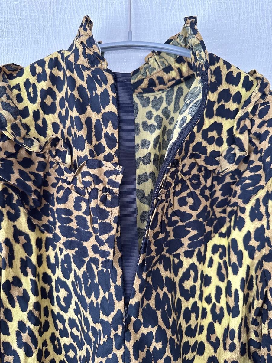 新品】GANNI ガニー レオパード フリル シャツワンピース|Yahoo 新品】GANNI ガニー レオパード フリル シャツワンピース|Yahoo