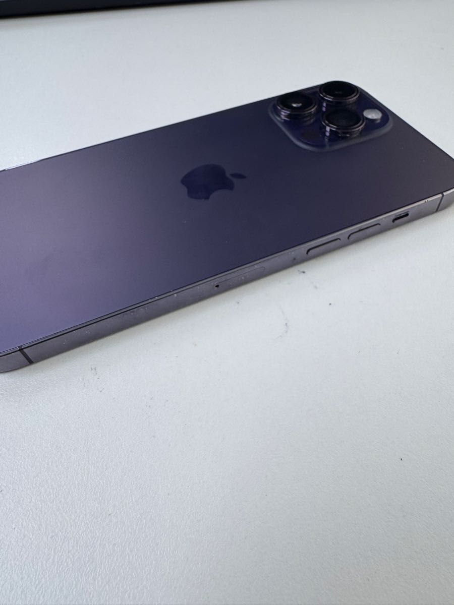 美品 iPhone 14 Pro Max 512 GB SIMフリー バッテリー100 美品 iPhone 14 Pro Max 512 GB SIMフリー バッテリー100