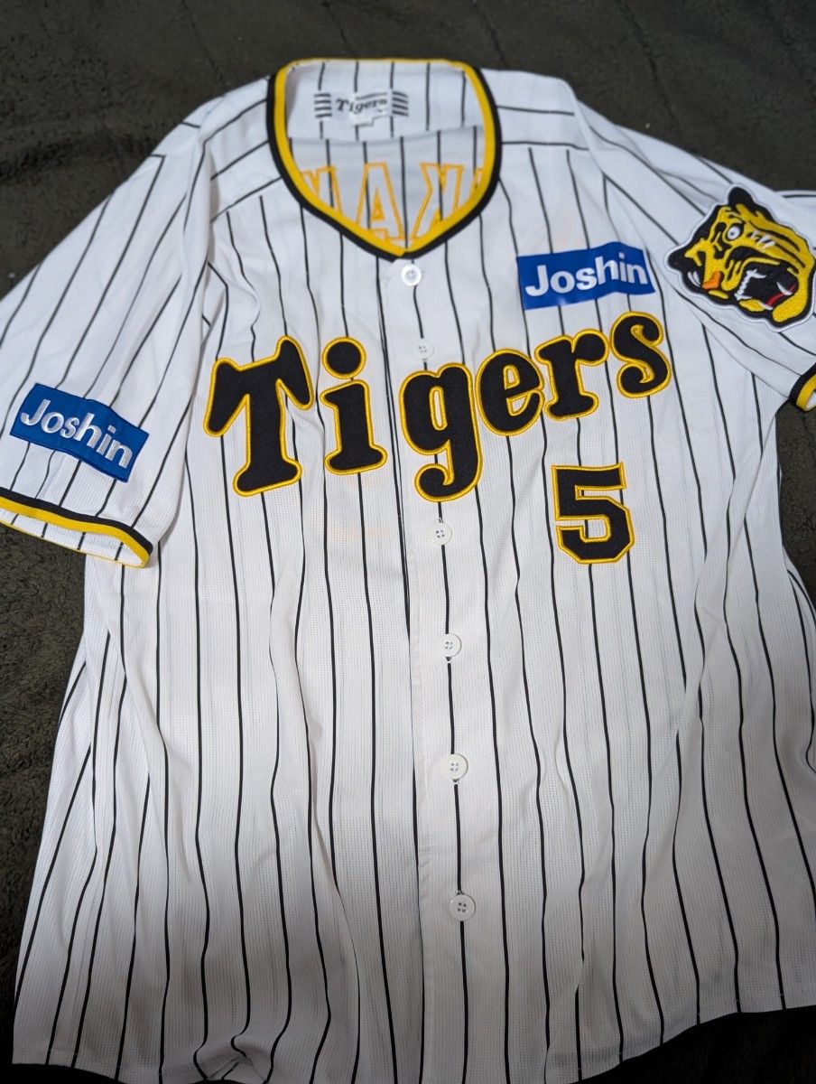阪神タイガース レプリカユニホーム 近本光司選手 阪神 阪神タイガース レプリカユニホーム 近本光司選手 阪神