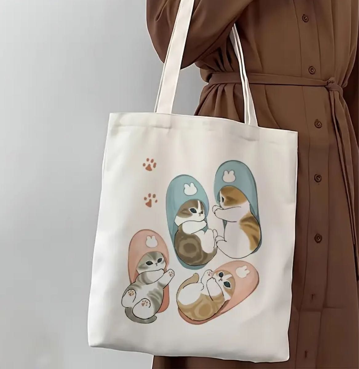 mofusand トートバッグ かばん 海外製 猫柄 40cm × 35cm|Yahoo mofusand トートバッグ かばん 海外製 猫柄 40cm × 35cm|Yahoo