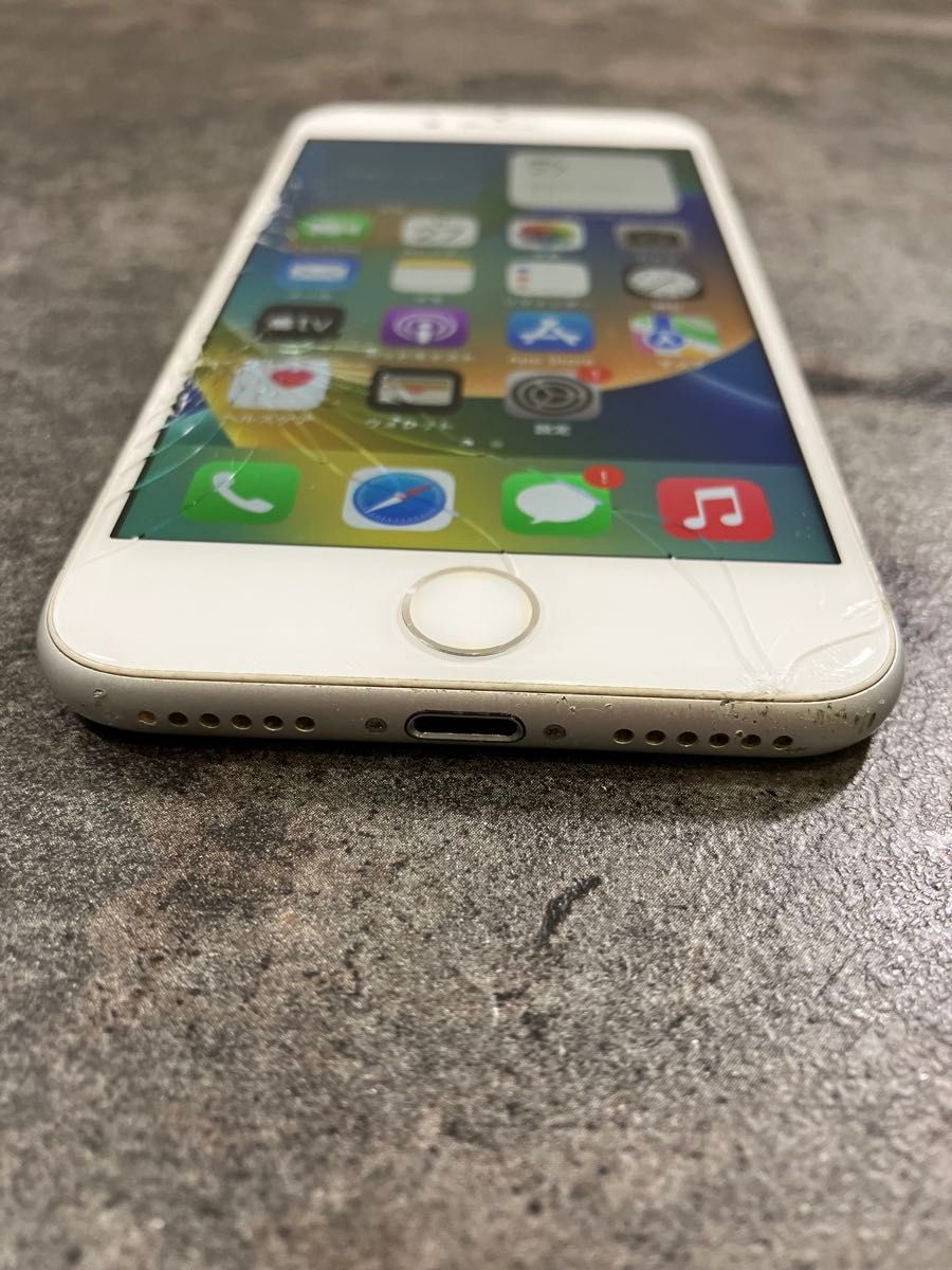 17665 iPhone8 64GB シルバー SIMフリー ジャンク品|Yahoo 17665 iPhone8 64GB シルバー SIMフリー ジャンク品|Yahoo