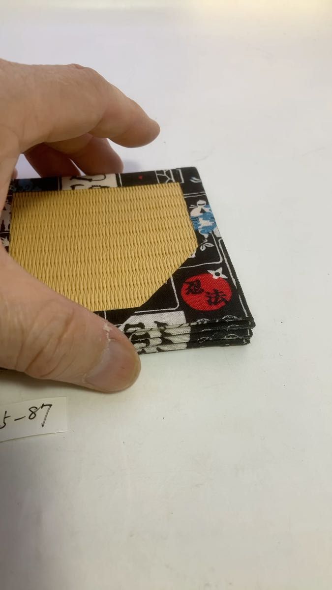 黄色メセキ畳に忍者柄生地コースター4枚組 25-87