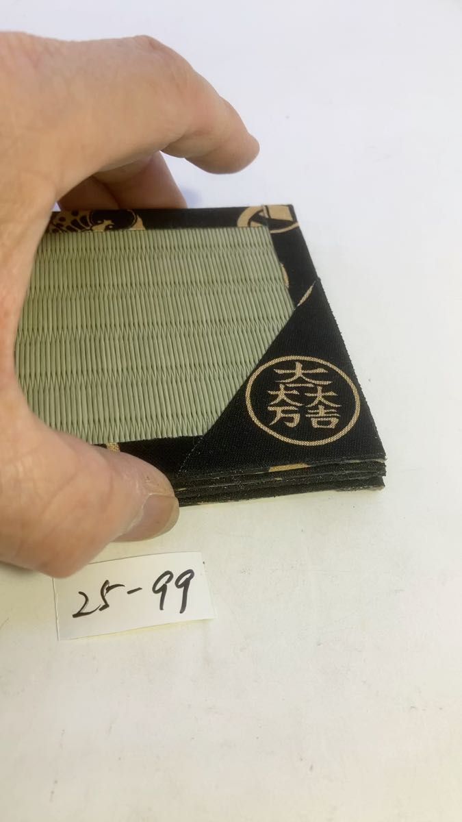 グリーン普通目畳に武将家紋柄のコースター4枚組25-99
