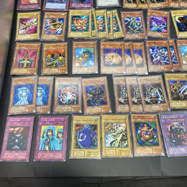 250406AD【注目】遊戯王 初期 2期あり 暗黒騎士ガイア 時の魔術 250406AD【注目】遊戯王 初期 2期あり 暗黒騎士ガイア 時の魔術