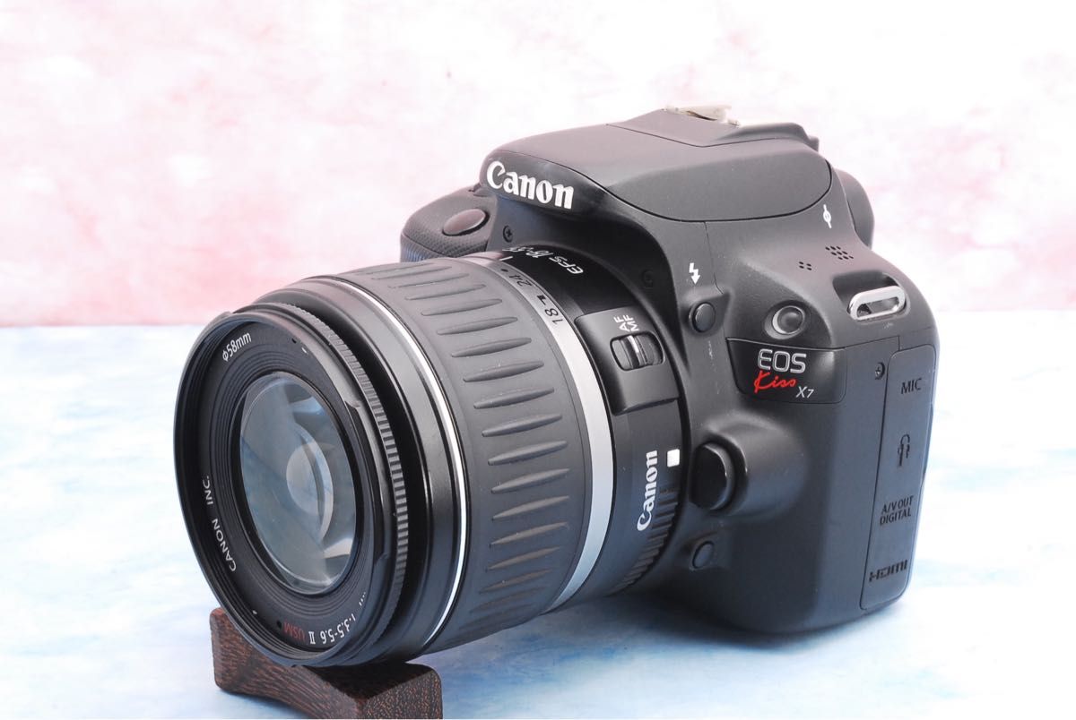Canon EOS Kiss X7 一眼レフカメラ 望遠レンズ付Wレンズ 小型 Canon EOS Kiss X7 一眼レフカメラ 望遠レンズ付Wレンズ 小型