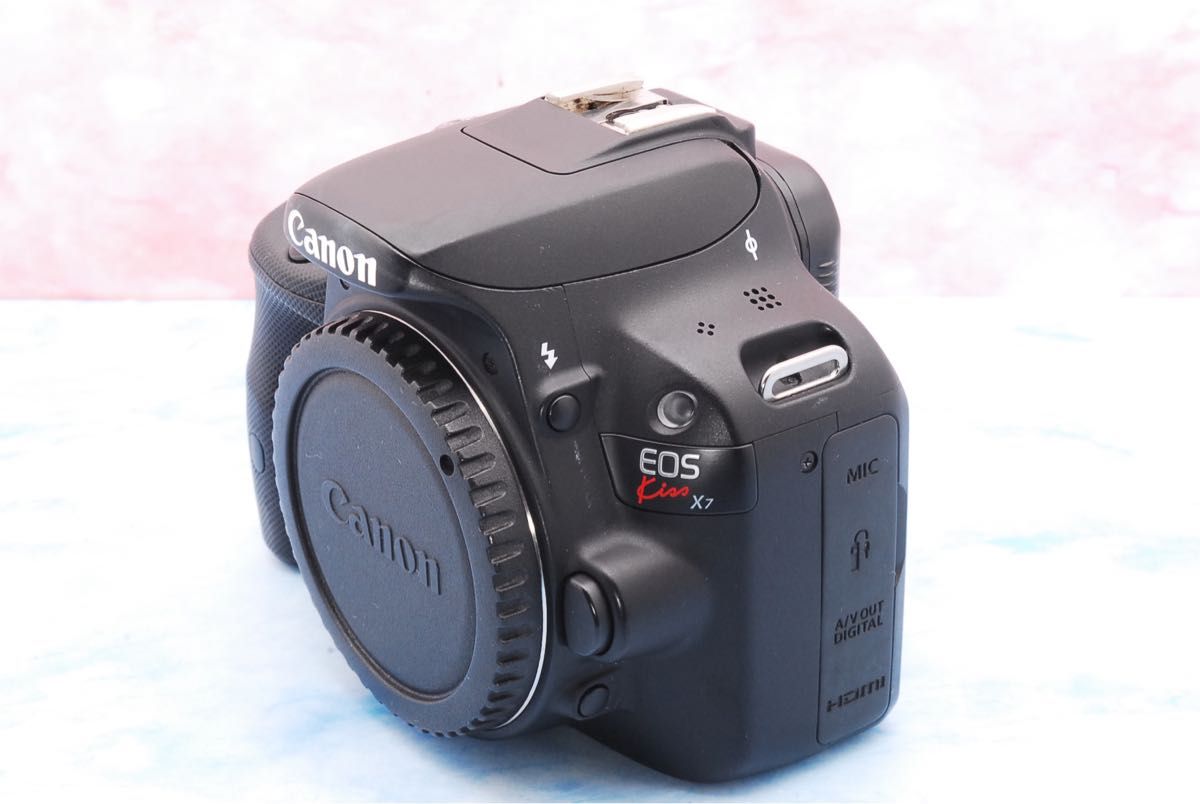 Canon EOS Kiss X7 一眼レフカメラ 望遠レンズ付Wレンズ 小型 Canon EOS Kiss X7 一眼レフカメラ 望遠レンズ付Wレンズ 小型
