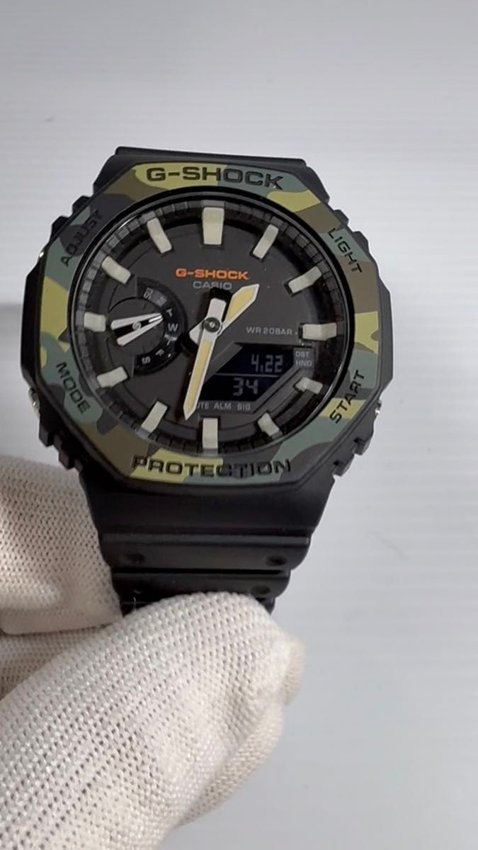 取説・箱付・未使用に近い美品です!CASIO・ G-SHOCK・GAー2100SU・ベゼル迷彩柄・多機能・クオーツ・逆輸入品