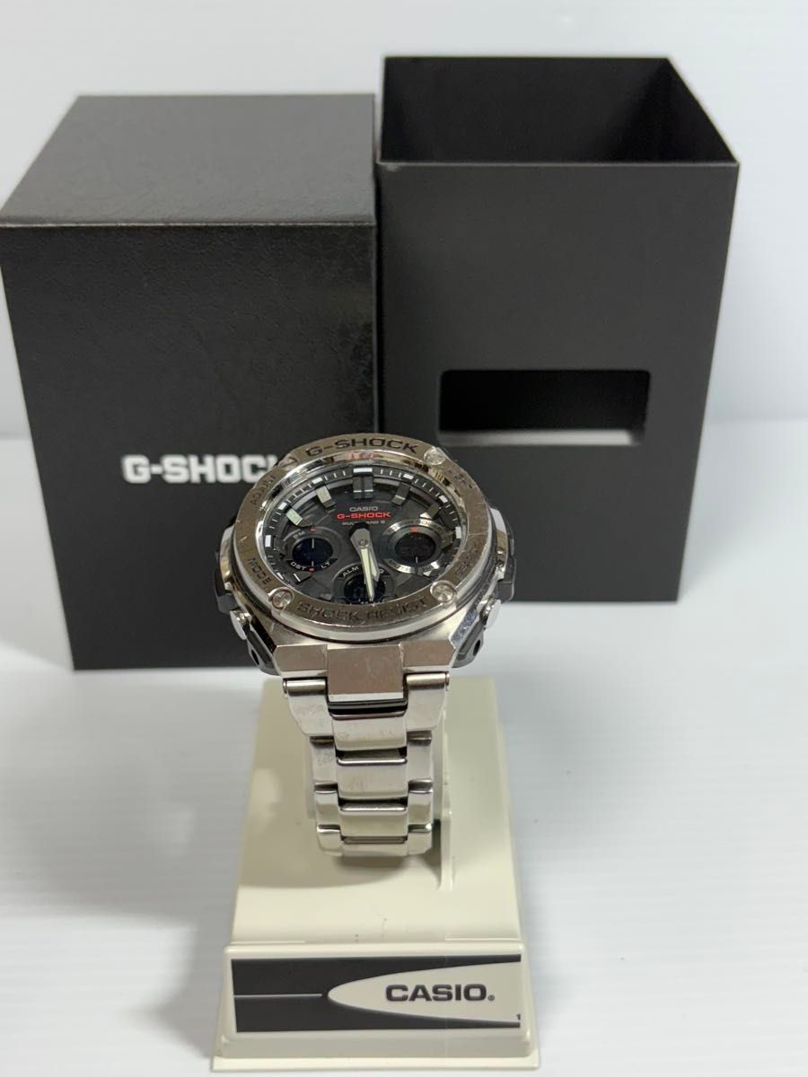 お買得品 箱付・CASIO・G-SHOCK・Gスチール・GSTーW110・SSバンド お買得品 箱付・CASIO・G-SHOCK・Gスチール・GSTーW110・SSバンド
