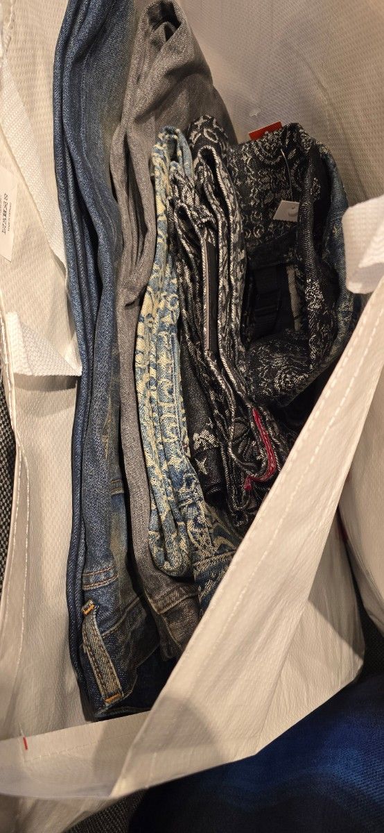 Supreme Distressed Loose Fit Selvedge Jean 34インチ|Yahoo Supreme Distressed Loose Fit Selvedge Jean 34インチ|Yahoo