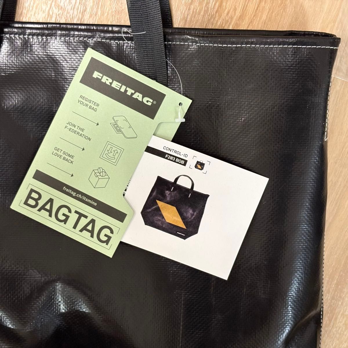 新品 FREITAG F203 BOB ショルダーバッグブラック/黒×青|Yahoo 新品 FREITAG F203 BOB ショルダーバッグブラック/黒×青|Yahoo