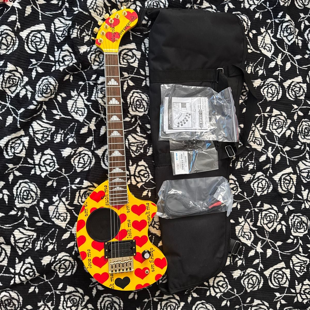 超美品 FERNANDES YELLOW HEART-ZO ZO-3 hide|Yahoo!フリマ(旧 超美品 FERNANDES YELLOW HEART-ZO ZO-3 hide|Yahoo!フリマ(旧