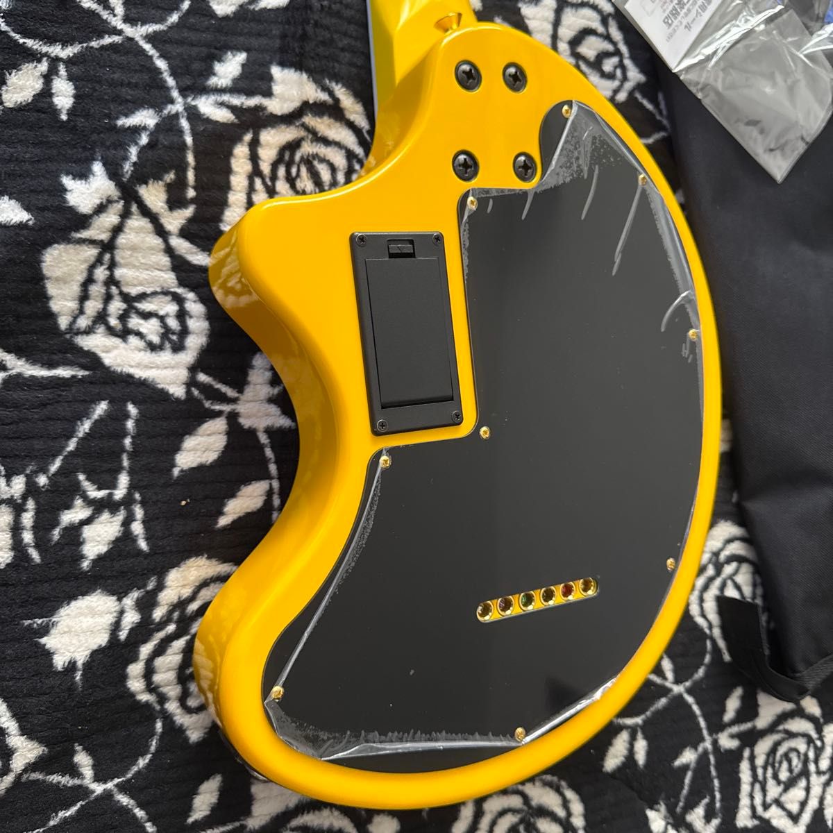 超美品 FERNANDES YELLOW HEART-ZO ZO-3 hide|Yahoo!フリマ(旧 超美品 FERNANDES YELLOW HEART-ZO ZO-3 hide|Yahoo!フリマ(旧